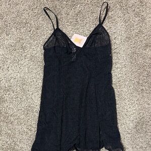 Chic Black Lace Chemise